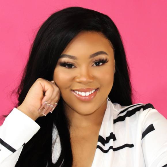 Meet your Posher, Tariaa - Picture 1 of 1